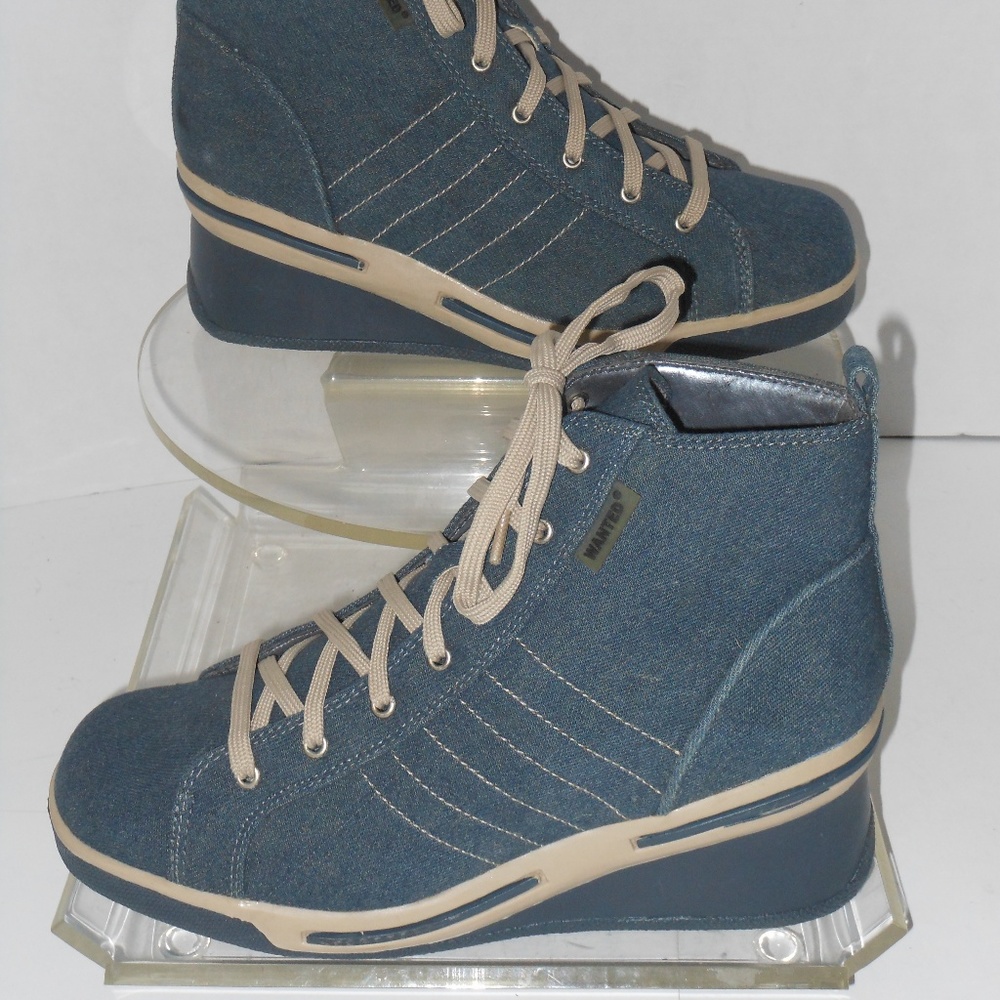 WANTED LACE UP BLUE ANKLE BOOTS SIZE 8 MEDIUM